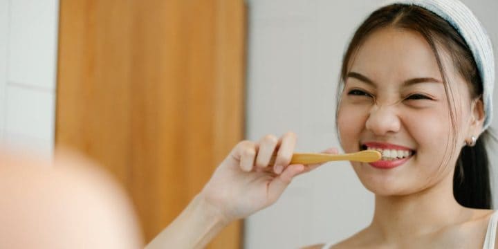 Expert Advice on Maintaining Optimal Teeth and Gum Health